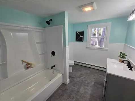 6 Carl Avenue North Providence RI 02904