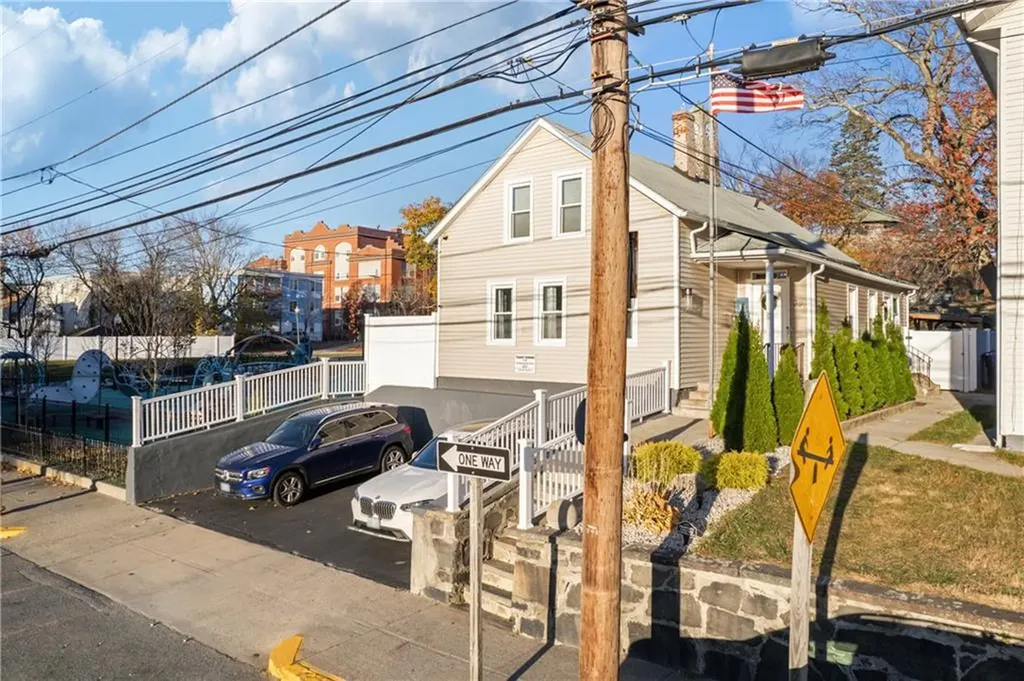 39 Washington Street Central Falls RI 02863