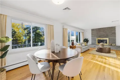 2232 Boston Neck Road North Kingstown RI 02874