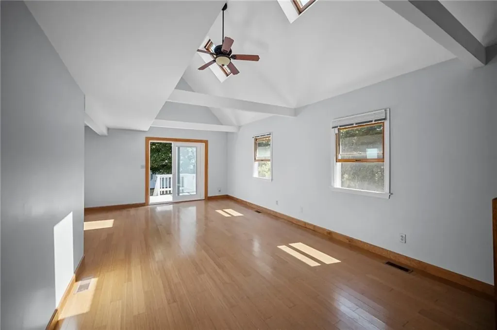 98 Hobson Avenue Tiverton RI 02878