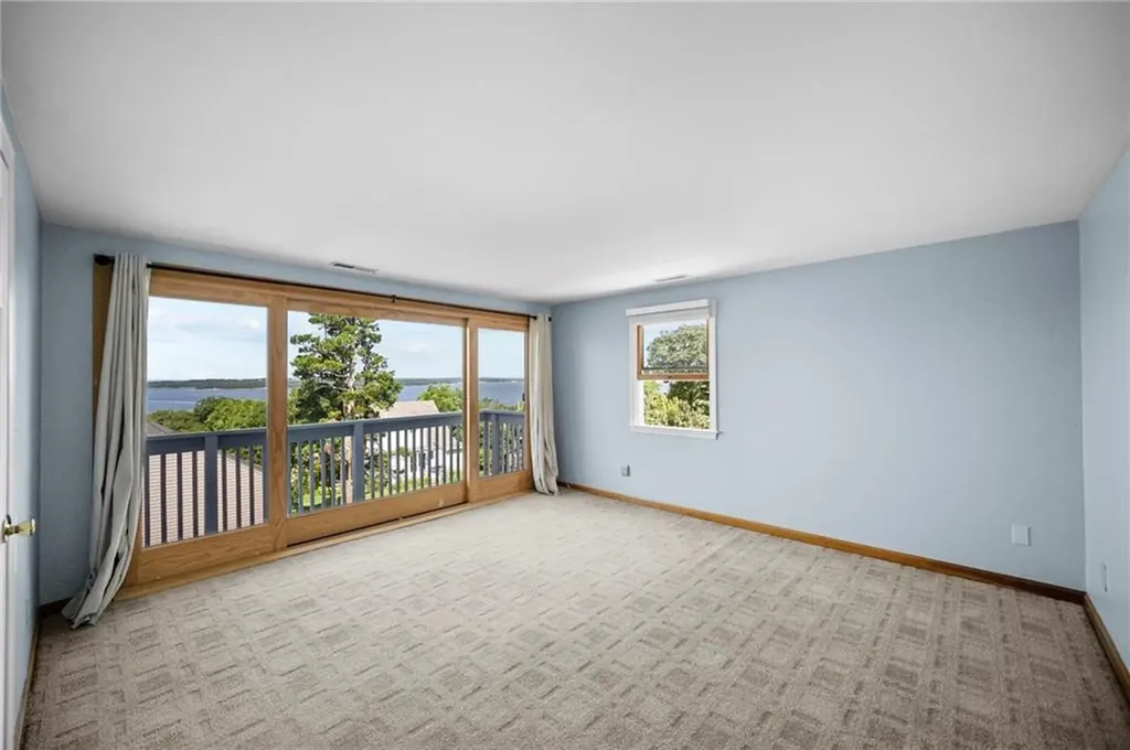 98 Hobson Avenue Tiverton RI 02878