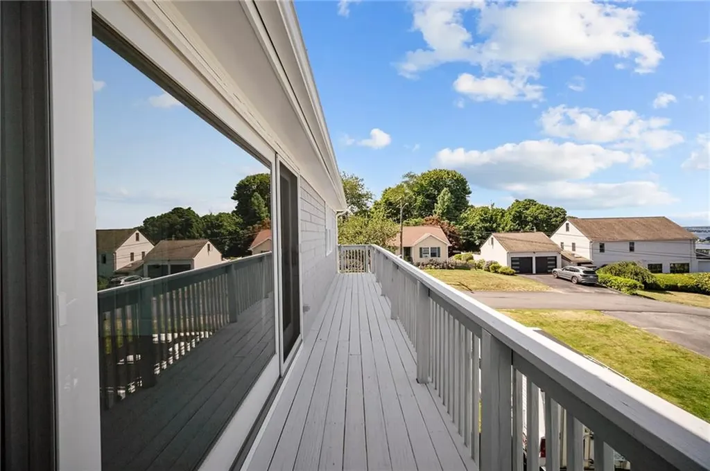 98 Hobson Avenue Tiverton RI 02878