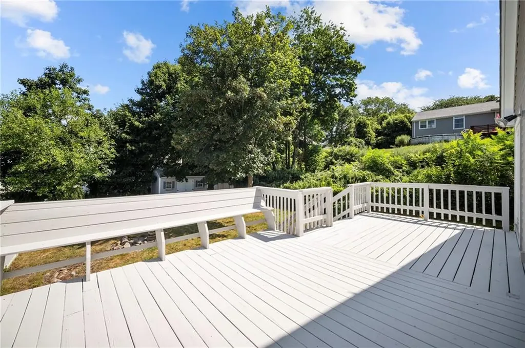 98 Hobson Avenue Tiverton RI 02878