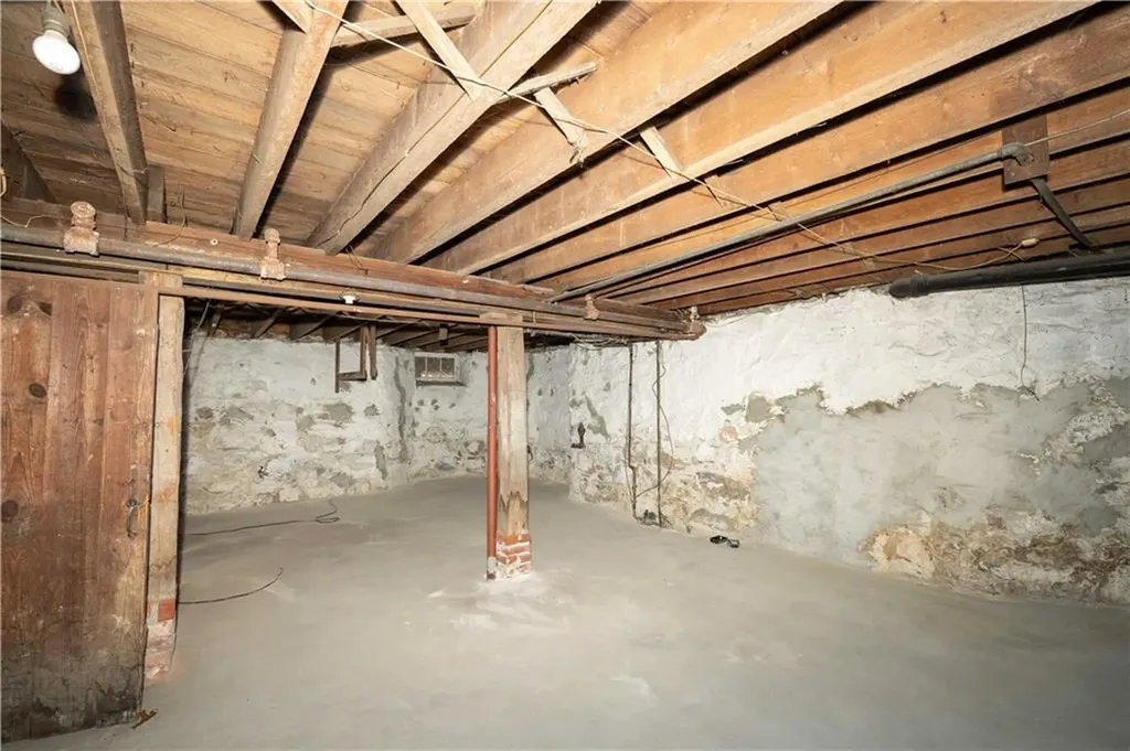 453 Summer Street Woonsocket RI 02895