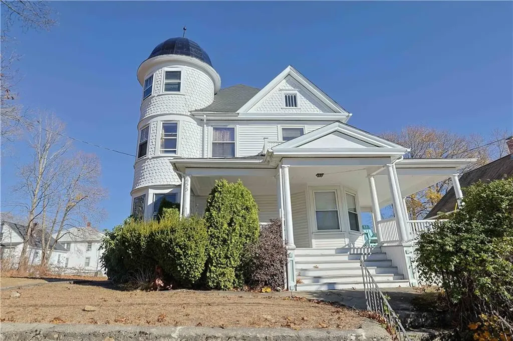 453 Summer Street Woonsocket RI 02895