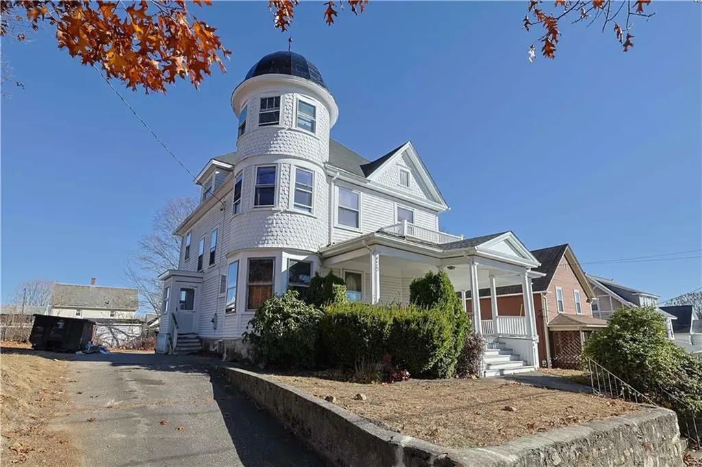 453 Summer Street Woonsocket RI 02895