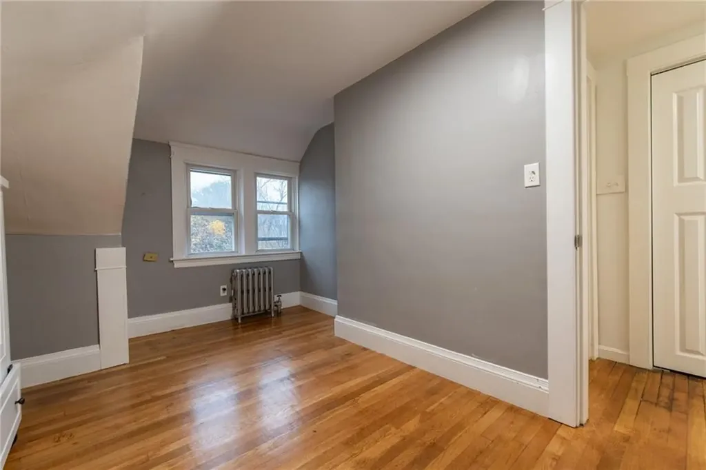34 36 Cliffdale Avenue Cranston RI 02905-1107