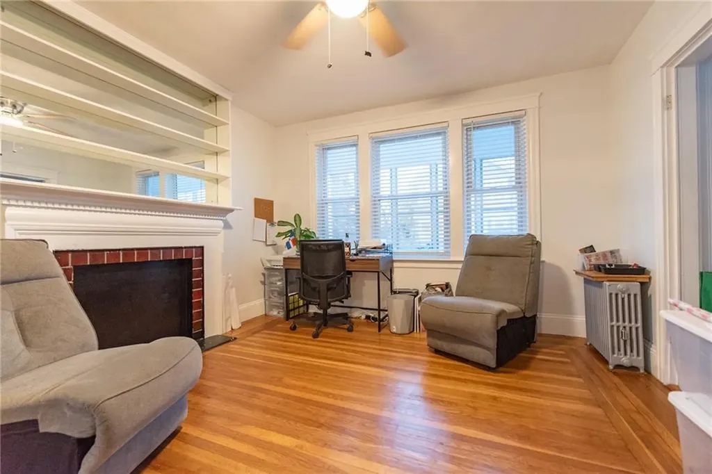 34 36 Cliffdale Avenue Cranston RI 02905-1107