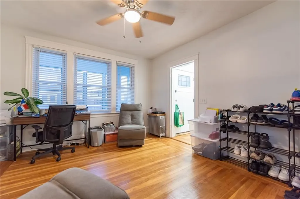 34 36 Cliffdale Avenue Cranston RI 02905-1107