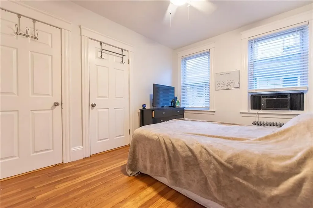 34 36 Cliffdale Avenue Cranston RI 02905-1107