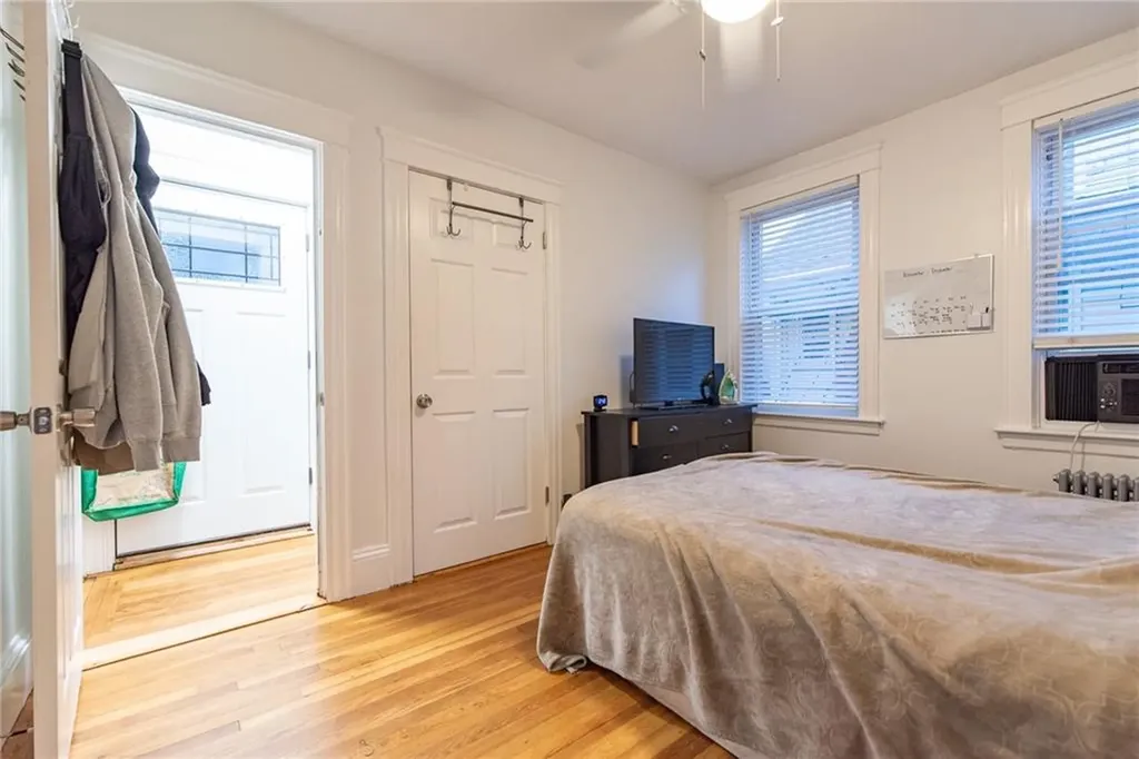 34 36 Cliffdale Avenue Cranston RI 02905-1107