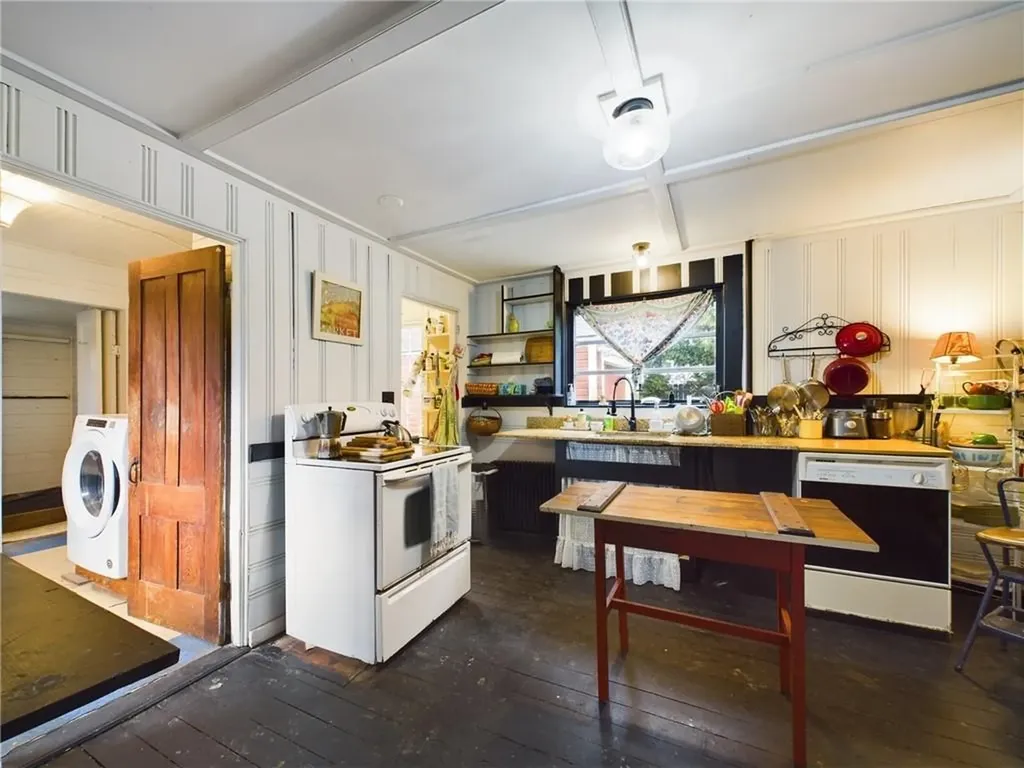 787 Willett Avenue East Providence RI 02915