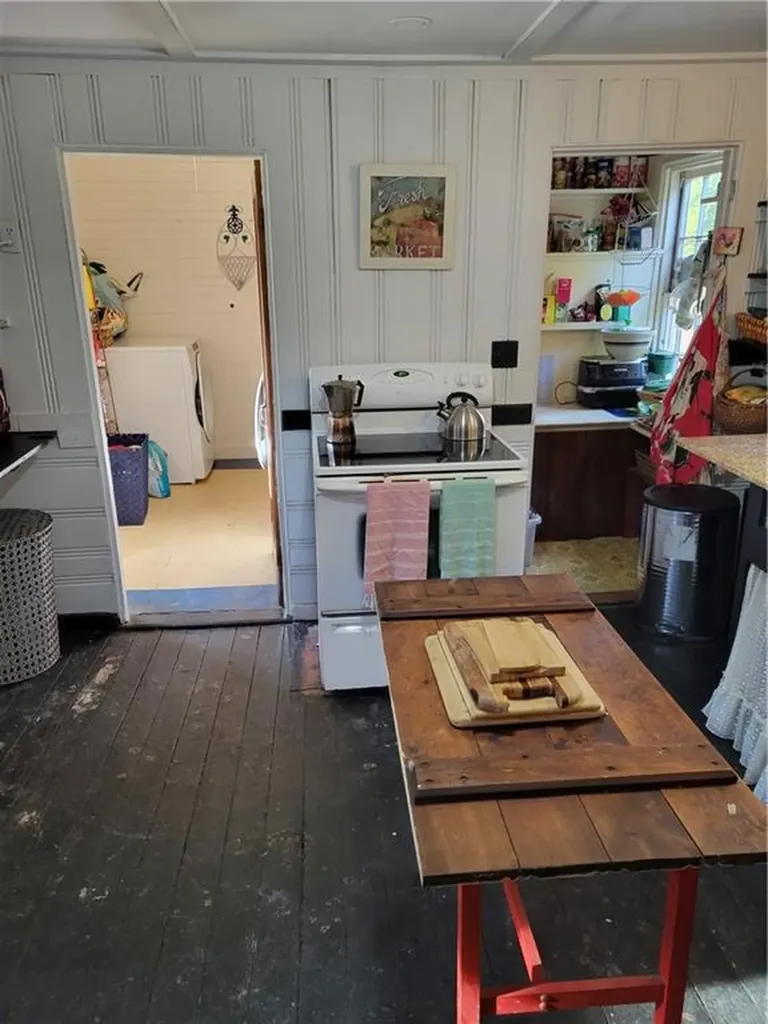 787 Willett Avenue East Providence RI 02915