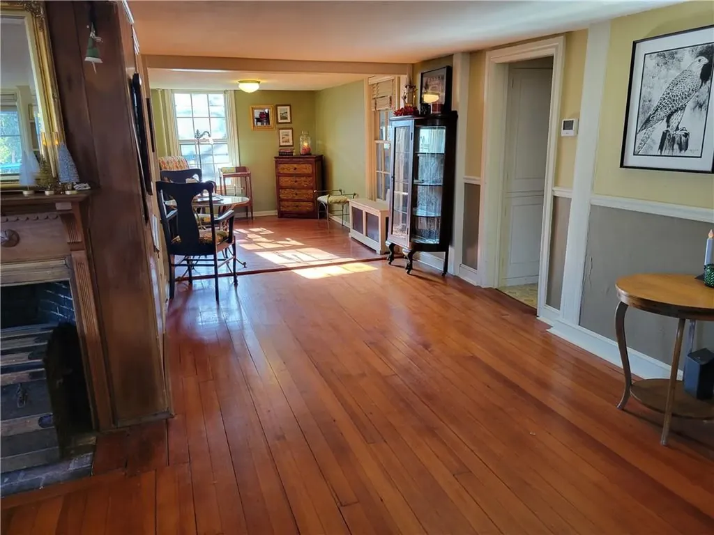 787 Willett Avenue East Providence RI 02915