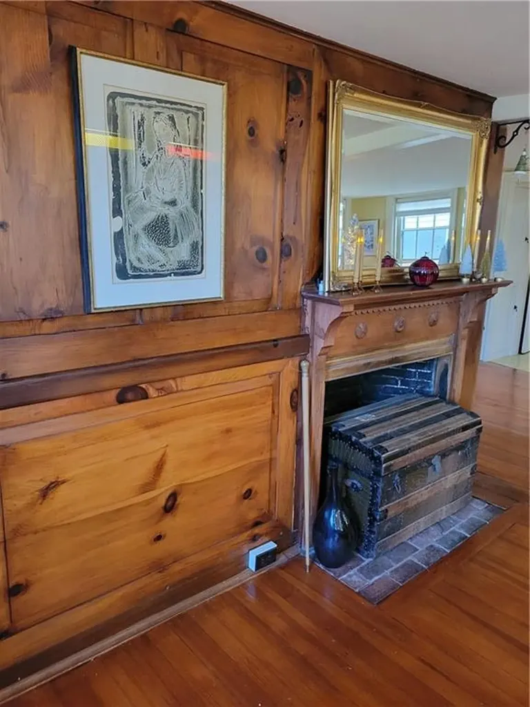 787 Willett Avenue East Providence RI 02915