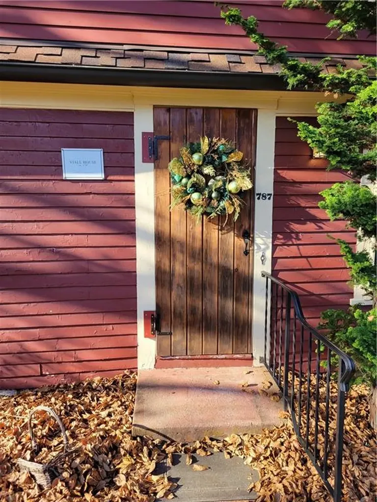 787 Willett Avenue East Providence RI 02915