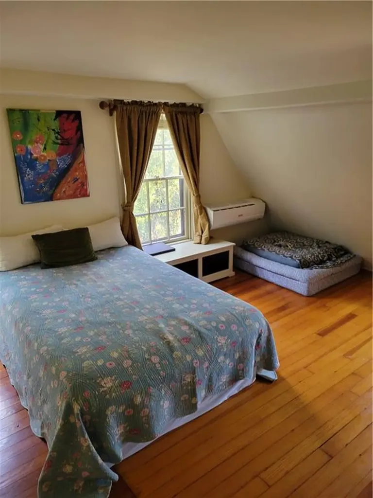 787 Willett Avenue East Providence RI 02915