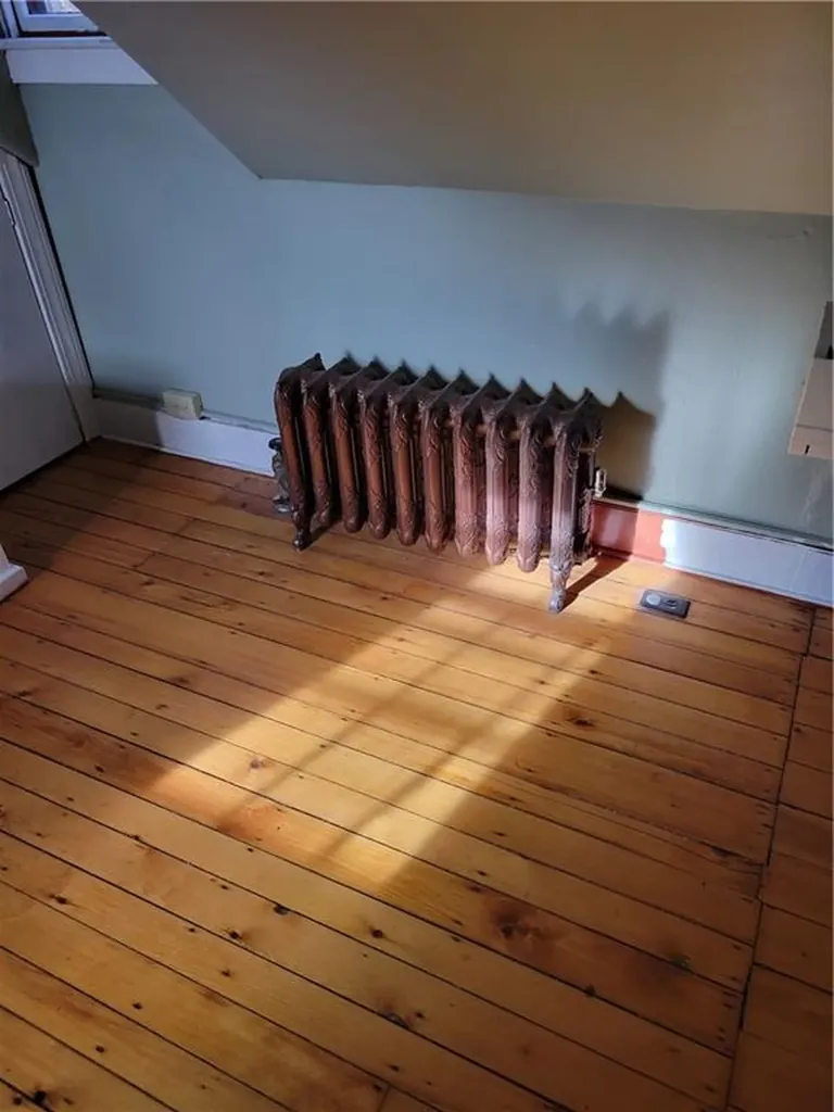 787 Willett Avenue East Providence RI 02915