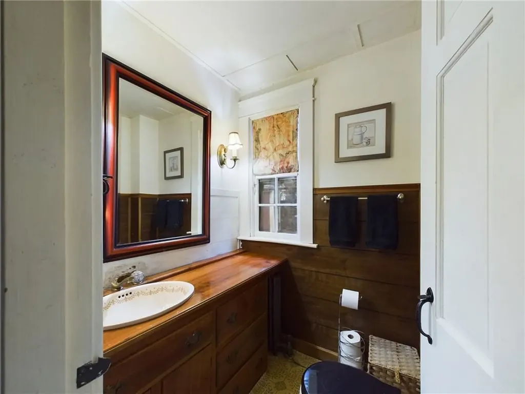 787 Willett Avenue East Providence RI 02915