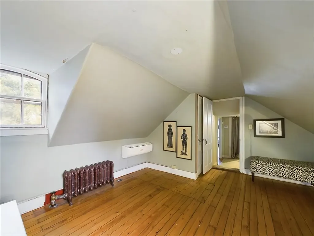 787 Willett Avenue East Providence RI 02915