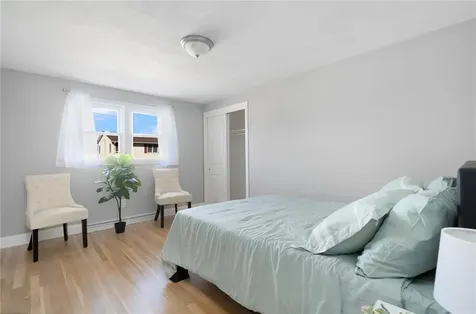 194 E View Avenue Cranston RI 02920