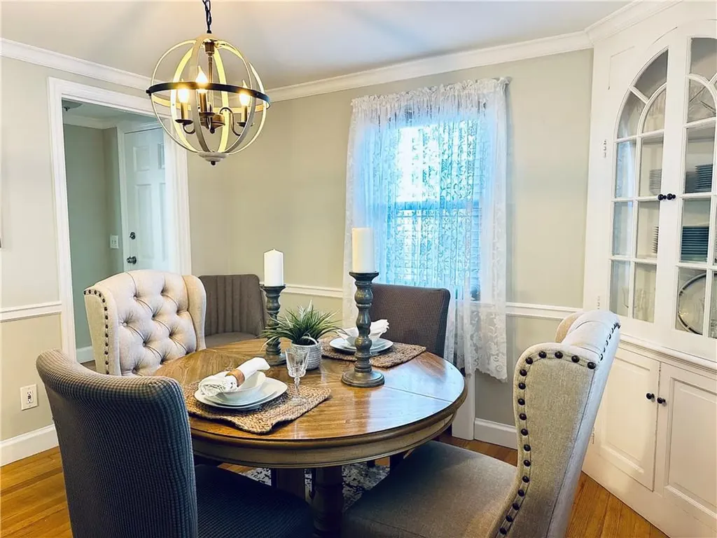 466 Squantum Drive Warwick RI 02888