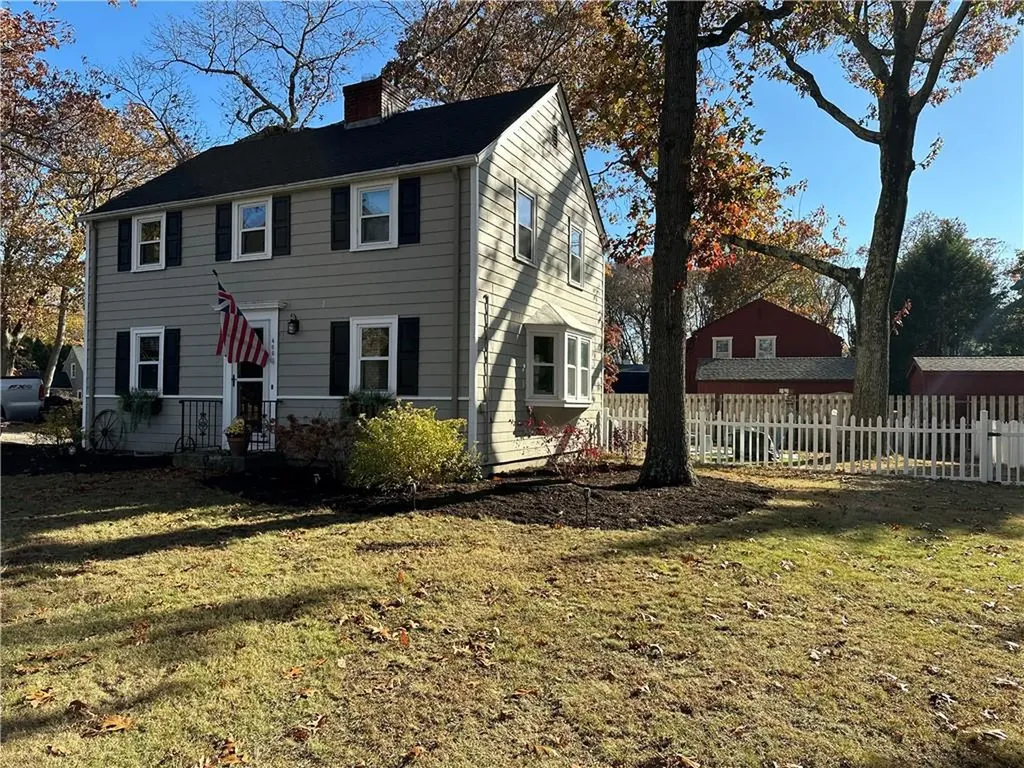 466 Squantum Drive Warwick RI 02888
