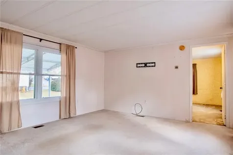 31 Cantaberry Lane Coventry RI 02816