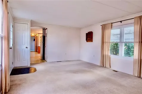 31 Cantaberry Lane Coventry RI 02816