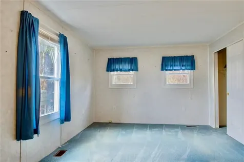 31 Cantaberry Lane Coventry RI 02816