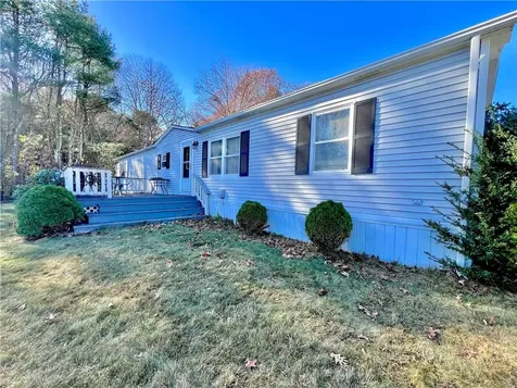 31 Cantaberry Lane Coventry RI 02816