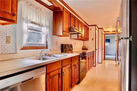 31 Cantaberry Lane Coventry RI 02816