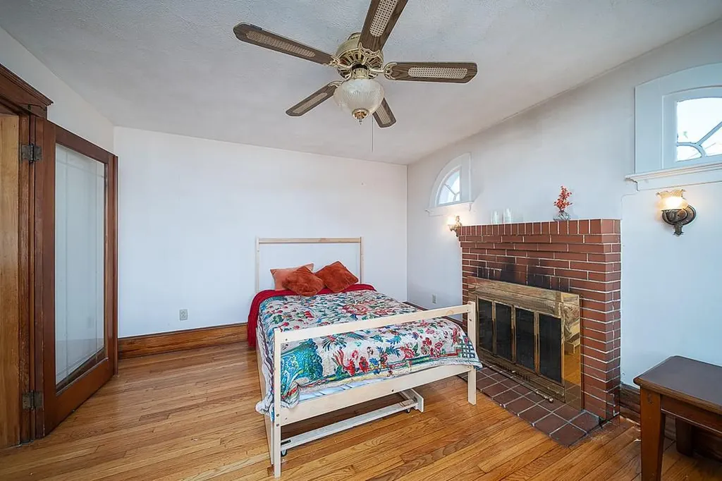 16 Pinehurst Road Coventry RI 02816