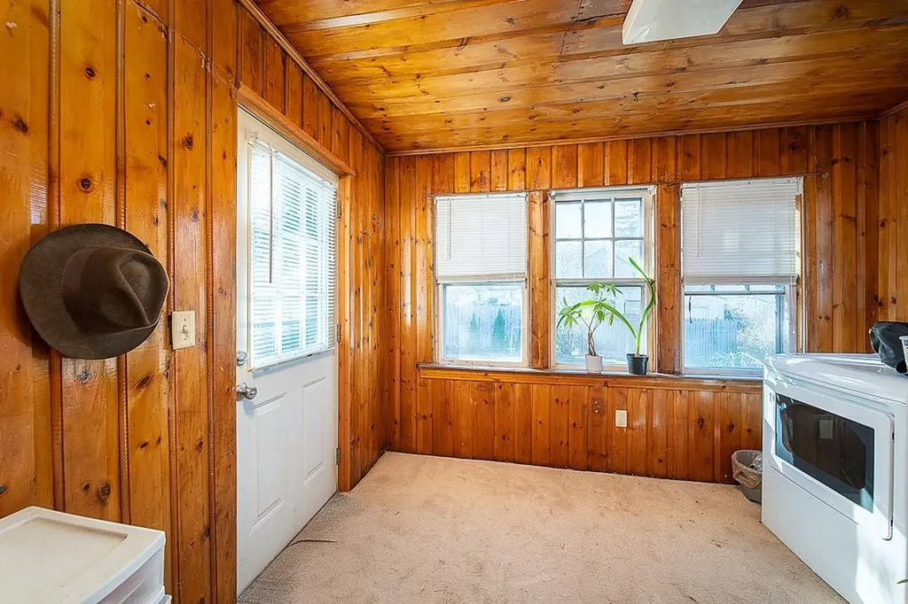 16 Pinehurst Road Coventry RI 02816