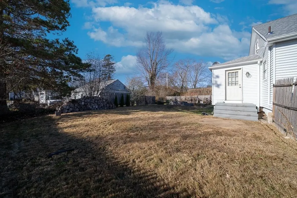 16 Pinehurst Road Coventry RI 02816