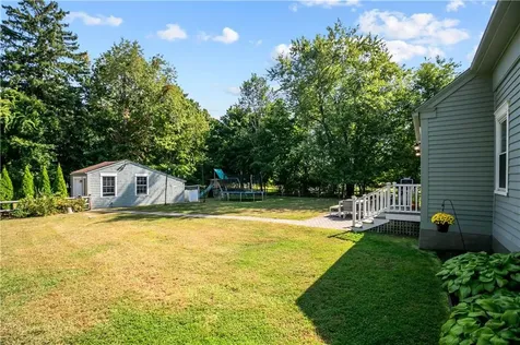 487 Sowams Road Barrington RI 02806