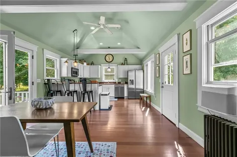 487 Sowams Road Barrington RI 02806