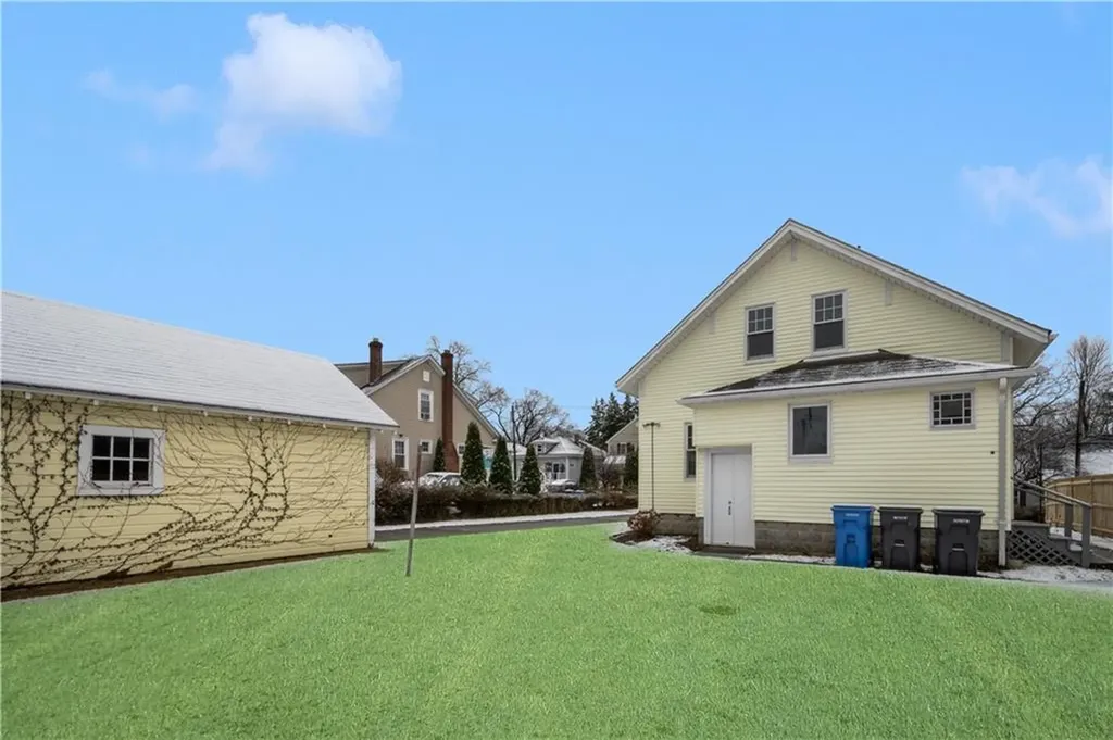 115 Myrtle Avenue Cranston RI 02910