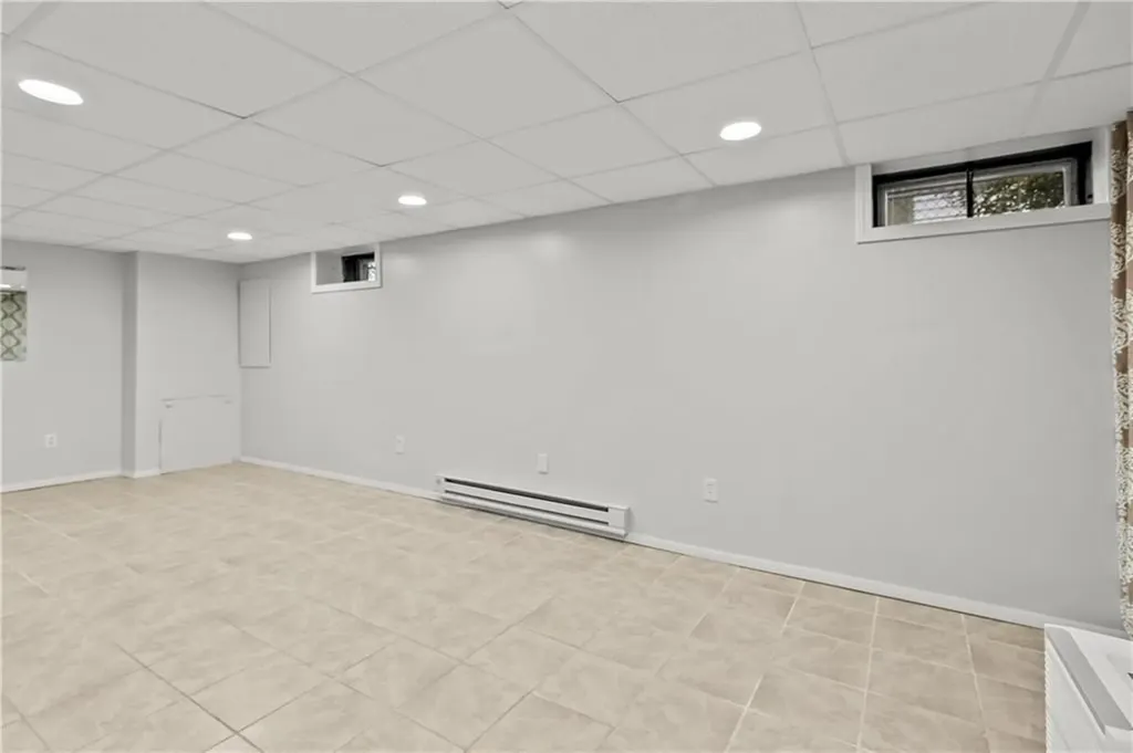 110 Enfield Avenue Providence RI 02908