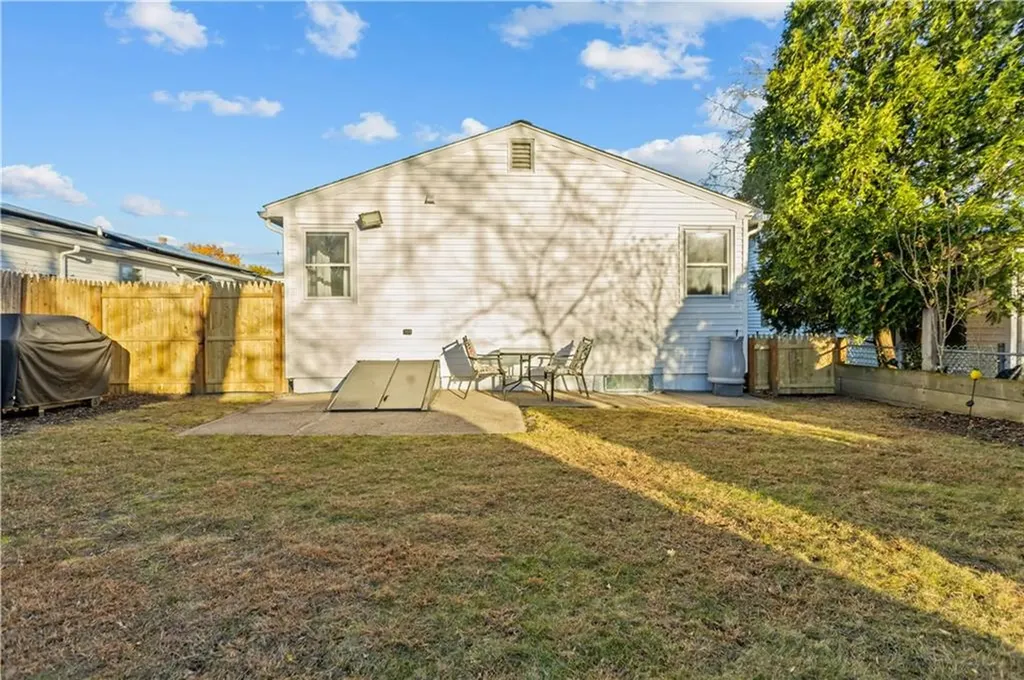 110 Enfield Avenue Providence RI 02908