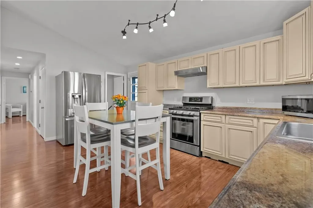 110 Enfield Avenue Providence RI 02908