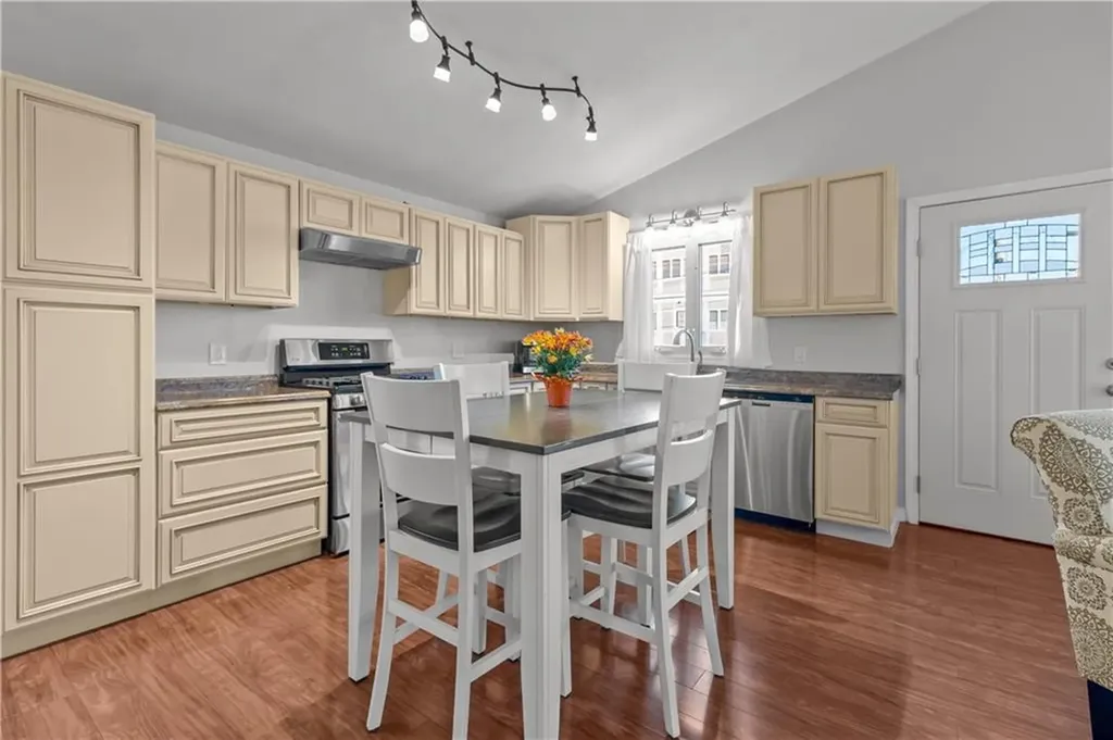 110 Enfield Avenue Providence RI 02908