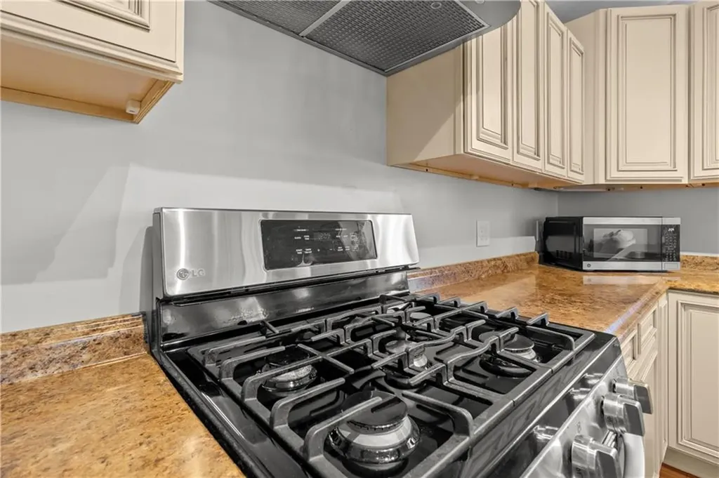 110 Enfield Avenue Providence RI 02908
