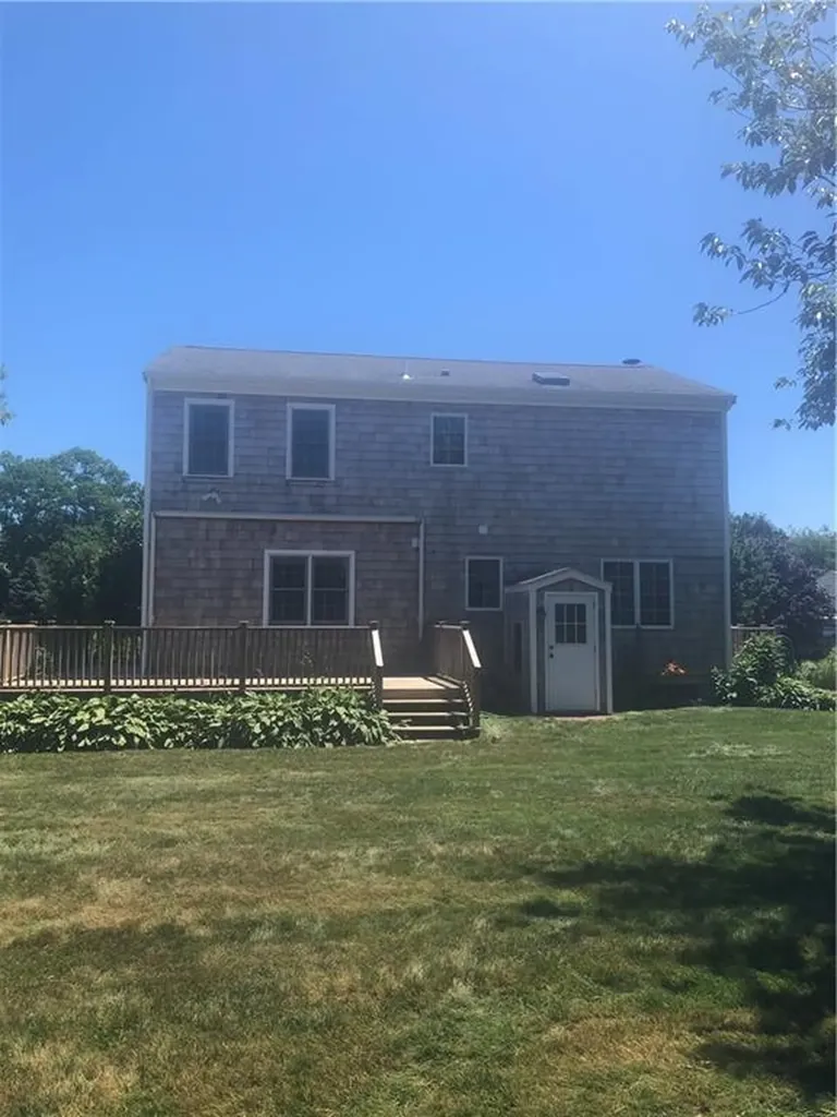 116 Evergreen Drive Portsmouth RI 02871
