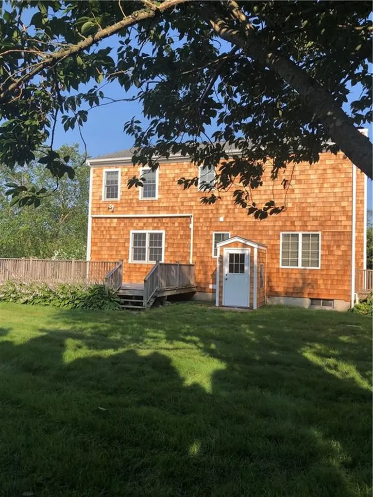 116 Evergreen Drive Portsmouth RI 02871