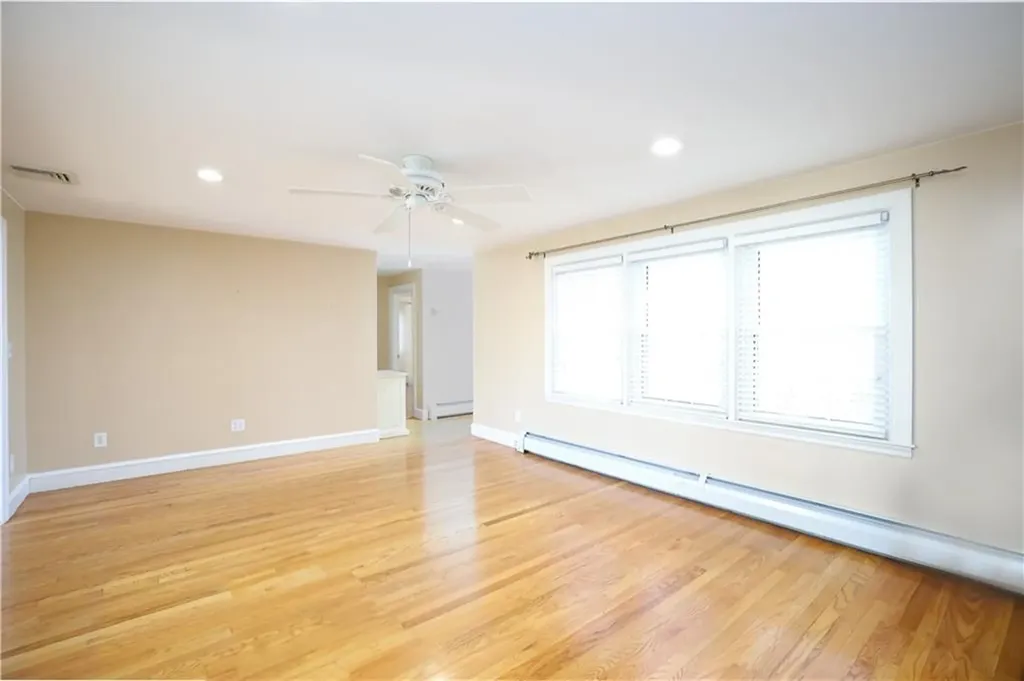 61 Cushman Avenue East Providence RI 02914