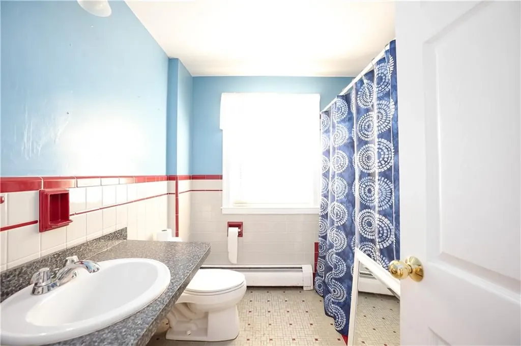 61 Cushman Avenue East Providence RI 02914