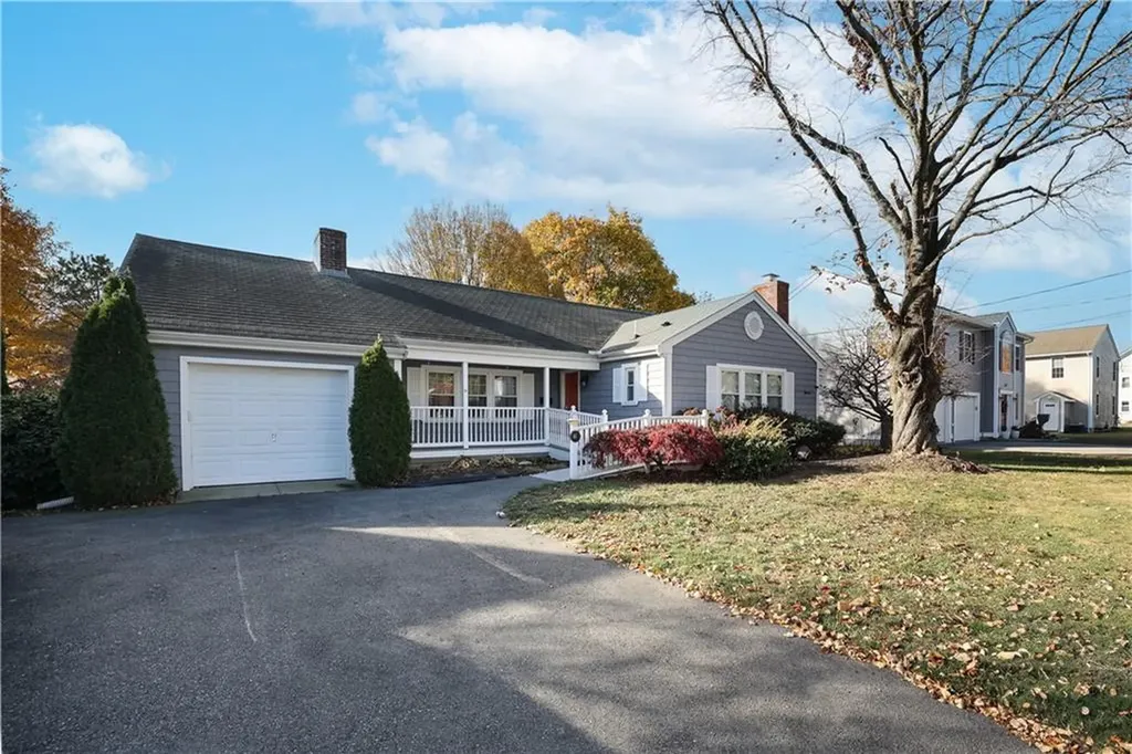 61 Cushman Avenue East Providence RI 02914