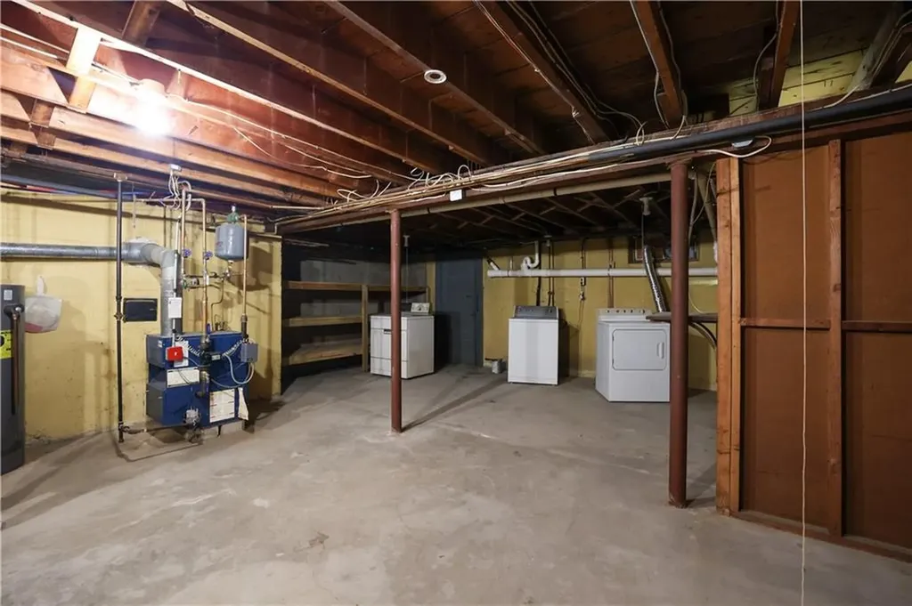 61 Cushman Avenue East Providence RI 02914