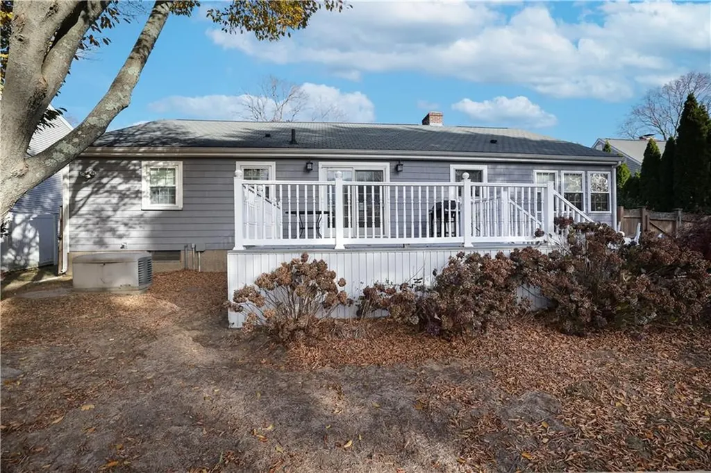 61 Cushman Avenue East Providence RI 02914